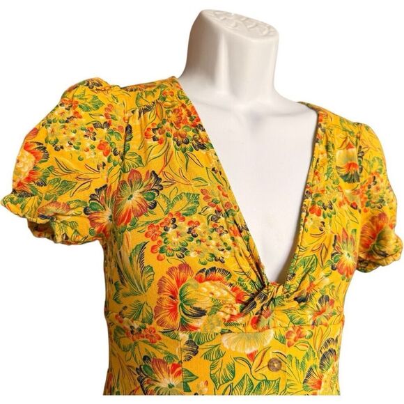 Womens Urban Outfitters Yellow Floral Print Bettie Twist Front Mini Dress  Sz S - Picture 3 of 3